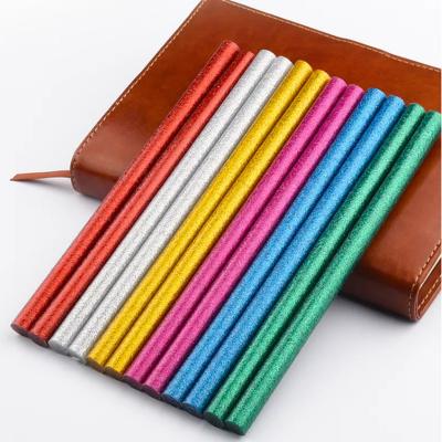 الشركة المصنعة الصينية OEM Pink Yellow Glitter Hot Glue Sticks Glue Gun 7.2mm